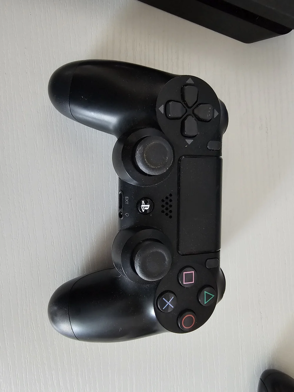 Sony featured complements ps4